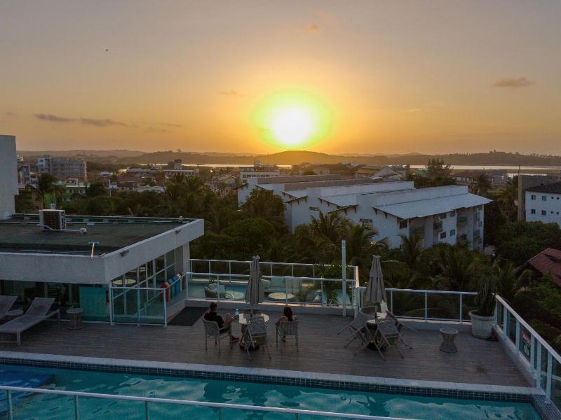 Nixxus 50m da praia no coração da vila e de frente para as piscinas naturais by BLU stay - image 12