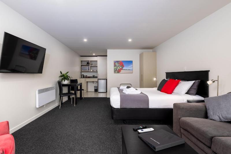 Salerno Motel Apartments - image 11