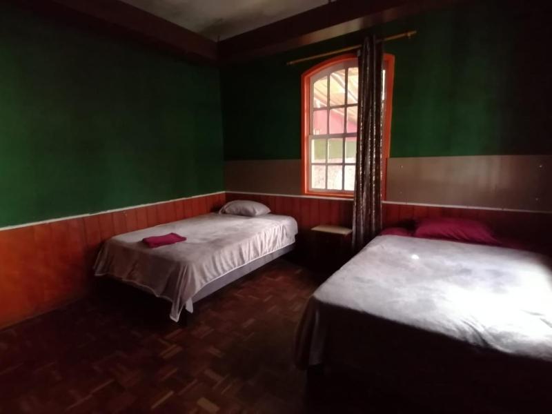 Hostal Piscis - image 13