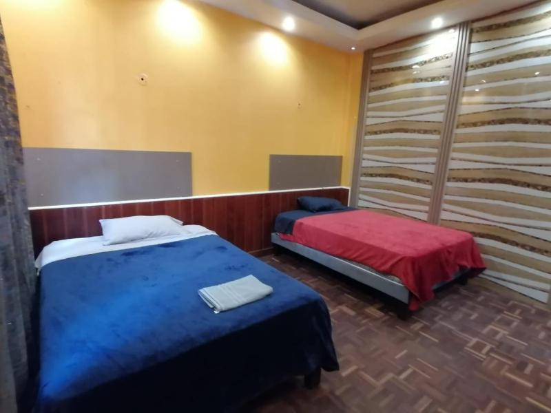 Hostal Piscis - image 5