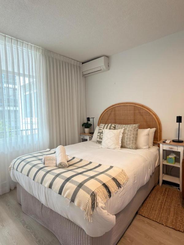 Manly Studio with Air-con - image 11