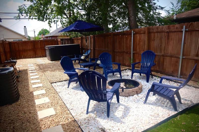 Fire-lit Haven: New Hot Tub+Game Room+Horseshoes - image 33