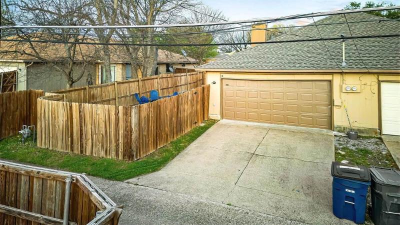 Fire-lit Haven: New Hot Tub+Game Room+Horseshoes - image 31