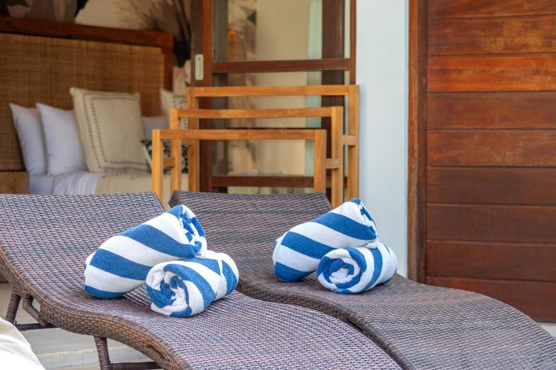 Villa Crusoe Stylish 3BR Oasis in Berawa - image 24