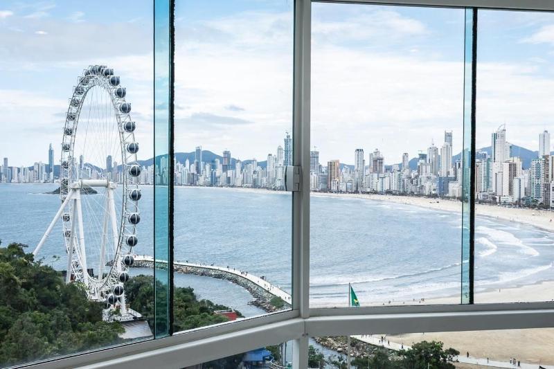 Balneário Cobertura Duplex Vista Mar & Roda Gigante - image 5