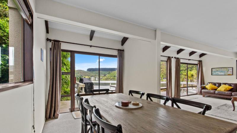 Rotoiti Bay Bliss - image 23