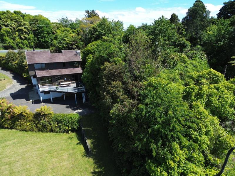 Rotoiti Bay Bliss - image 30