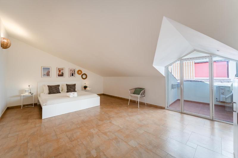 VB Palmeras 4BDR Duplex - image 4