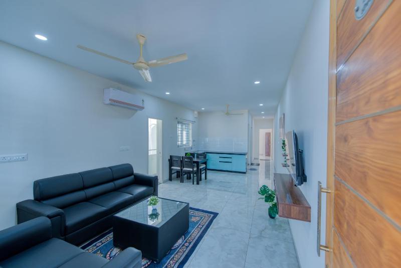 The Crown Homestays - image 12