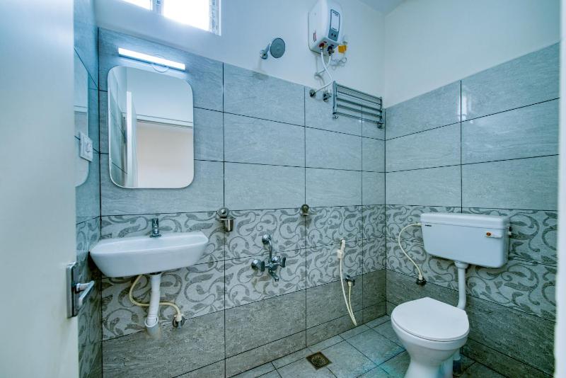 The Crown Homestays - image 14