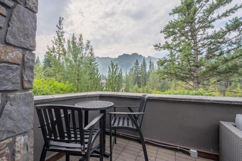 Spring Creek Condo by Canadian Rockies Vacation Rentals - image 42