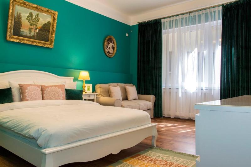 Old Town Studio by MRG Apartments - image 9