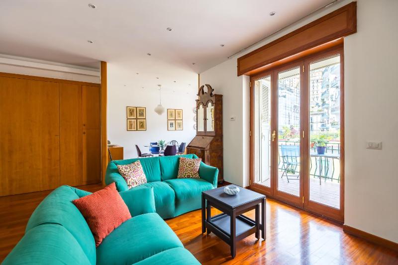 Chiaia Elegant Apartment by Wonderful Italy - image 4