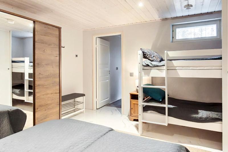 Holiday Cabin Northern Highlight next to Reindeer Farm Outdoor Hot Tub with fee Skiroom included - image 49