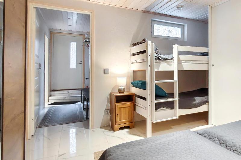Holiday Cabin Northern Highlight next to Reindeer Farm Outdoor Hot Tub with fee Skiroom included - image 50