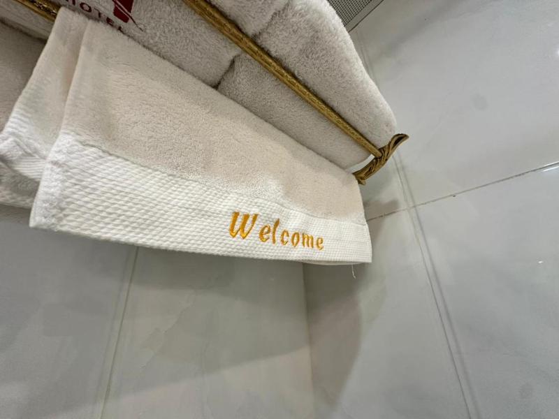 Grand Hotel Airport - image 9