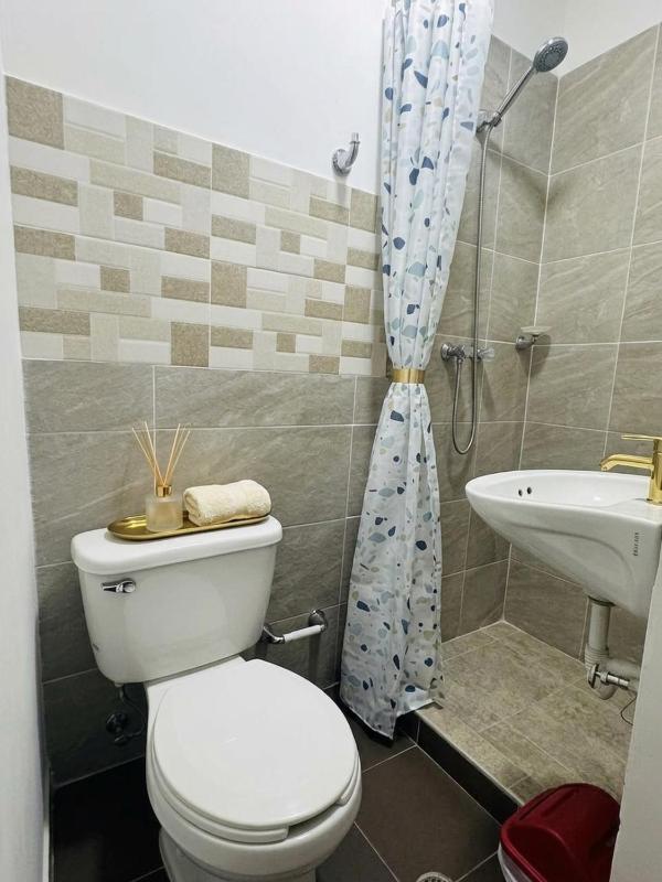 hostal olimpico - image 3