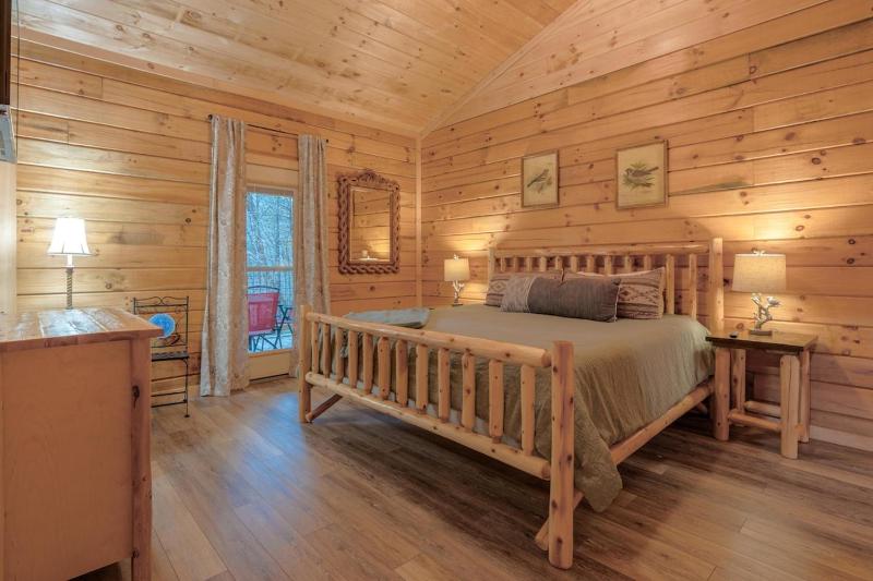 44 Pet Friendly Free Tickets to Dollywood Pool Table Resort Pool Hot Tub - image 5