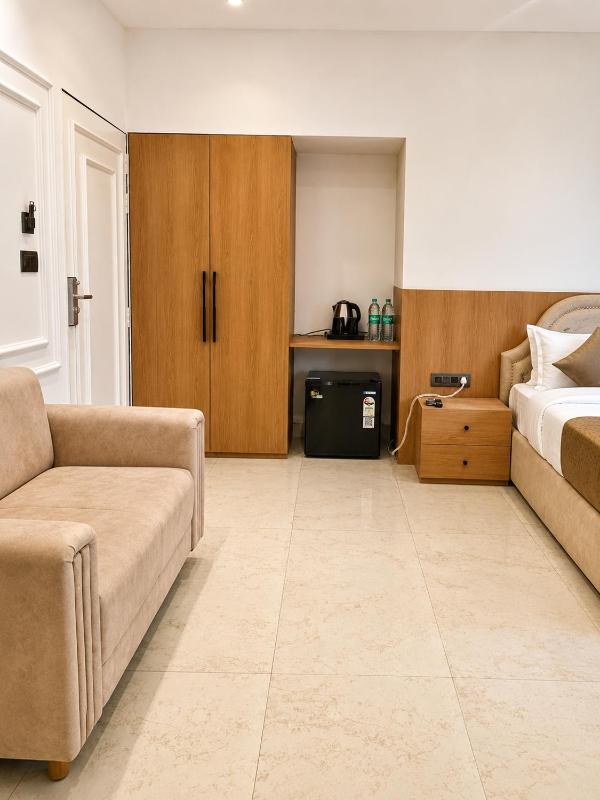 Celebration suites hotel - image 14