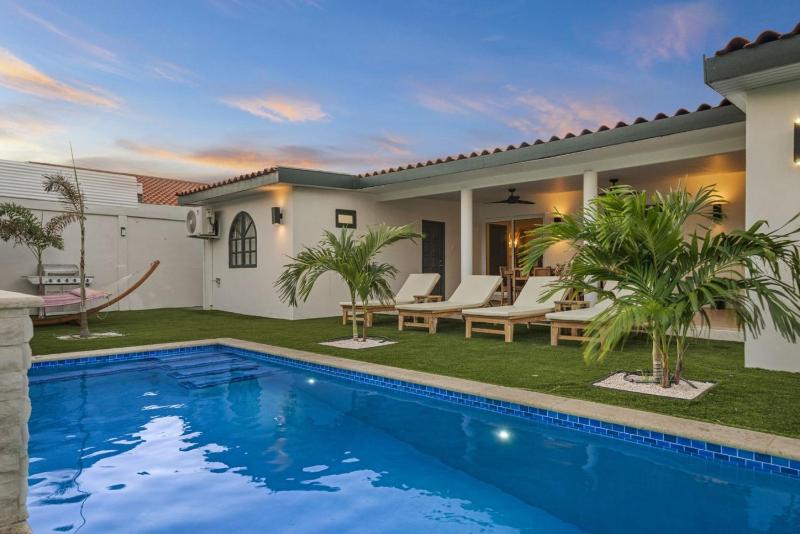 5BR Aruba Villa with Private Pool Near Eagle Beach - image 45