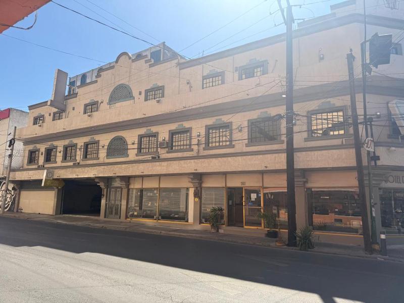 hotel del centro - image 8