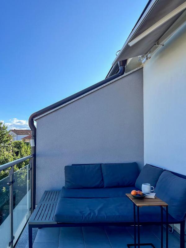 Apartment Studio Svjetlana Vodice free parking - image 16