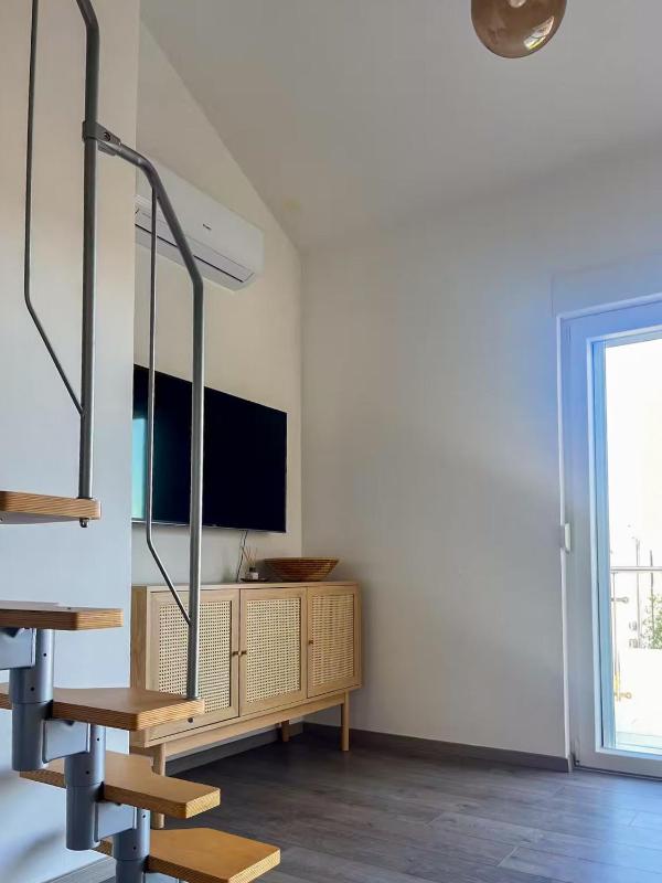 Apartment Studio Svjetlana Vodice free parking - image 4