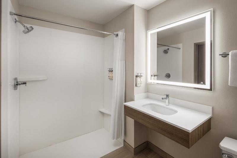 Holiday Inn Express And Suites Seattle Downtown - Lake Union By IHG - image 14