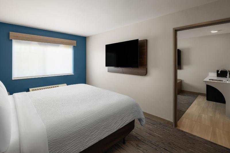 Holiday Inn Express And Suites Seattle Downtown - Lake Union By IHG - image 12