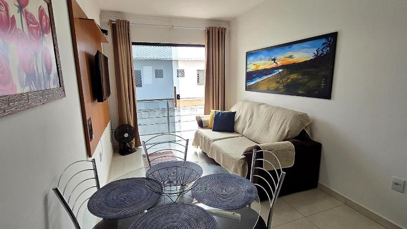 Bedroom Apt with Pool | 850m from Taperapuan Beach - image 1