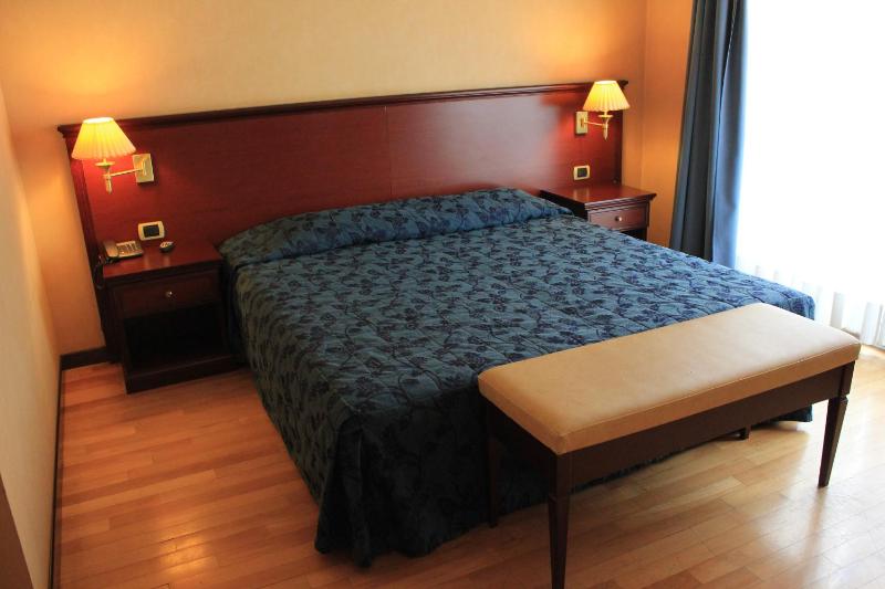 Hotel Terminal - image 6
