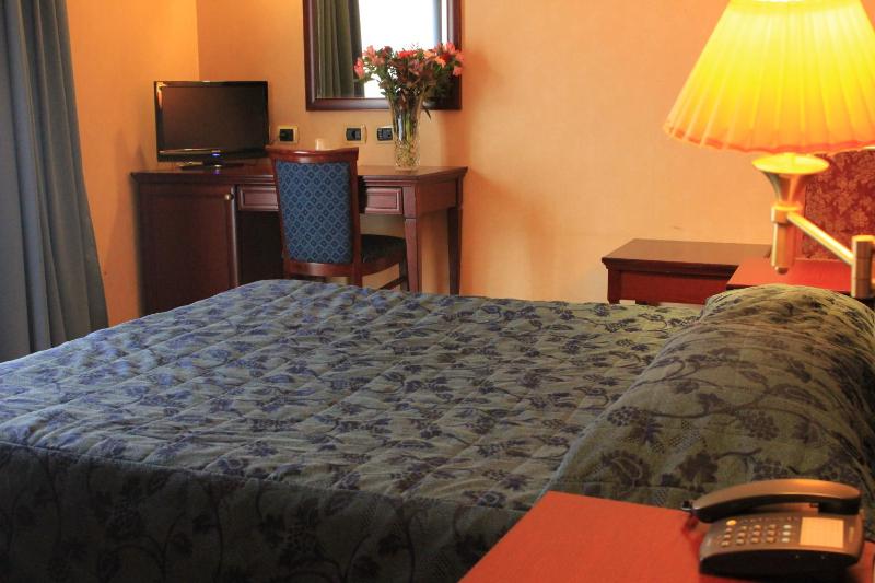 Hotel Terminal - image 8