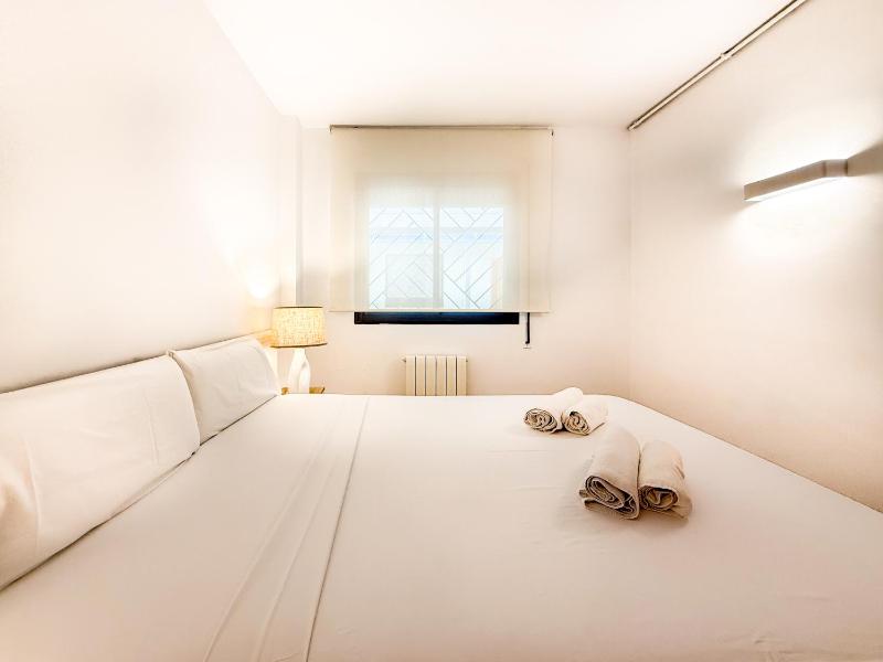 Blue Velvet by Hello Homes Sitges - image 14