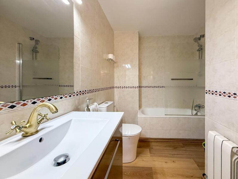 Blue Velvet by Hello Homes Sitges - image 5