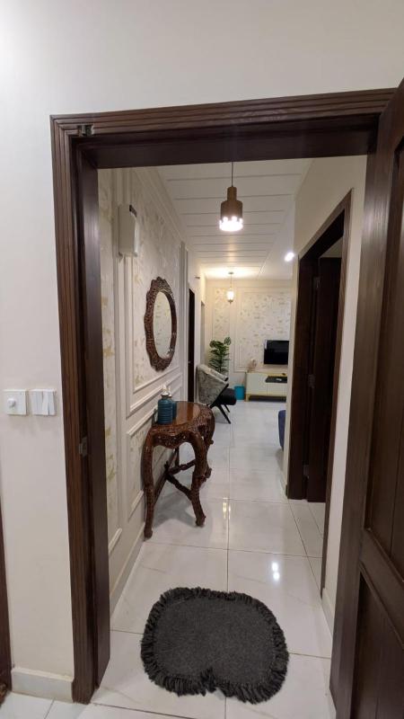 The crown residence luxury 2br apartment famillies - image 14
