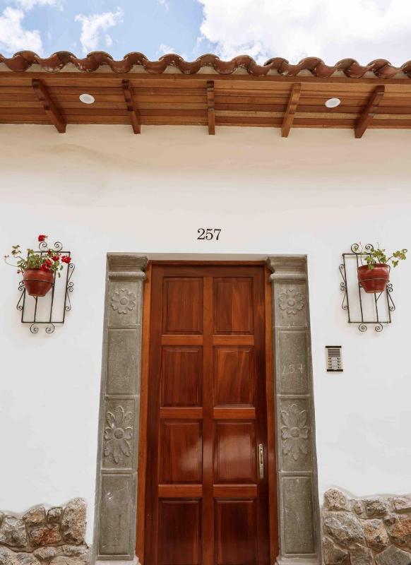 San Blas Boutique Studio Workspace & Inca Heart - image 4