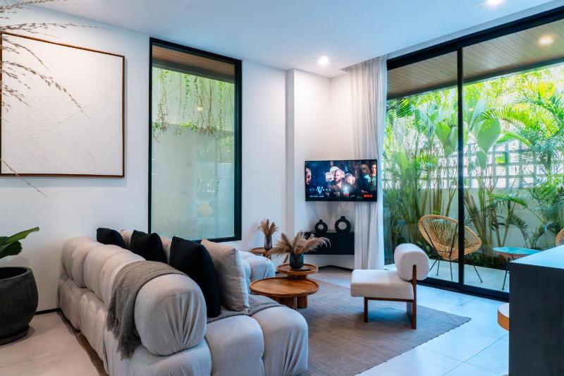 Modern Cozy Apartment in Berawa Canggu - image 15