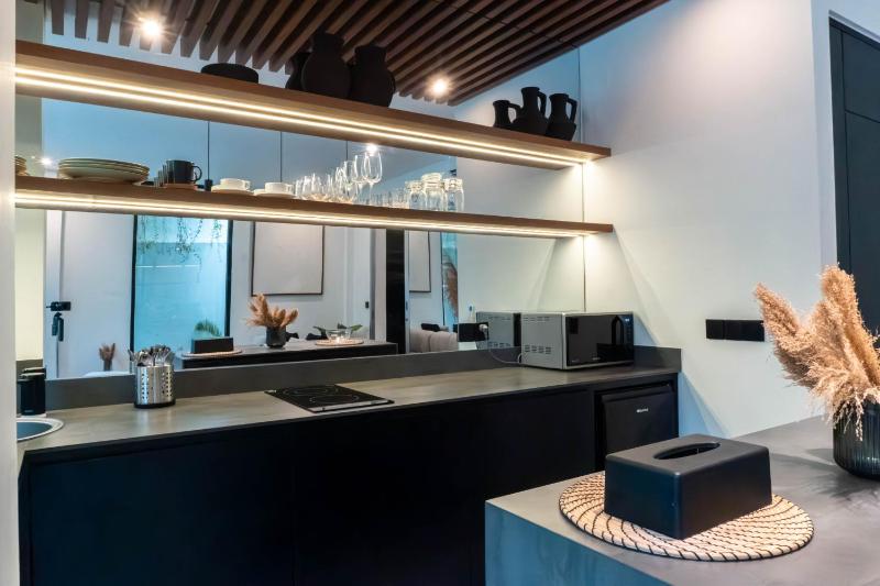 Modern Cozy Apartment in Berawa Canggu - image 32