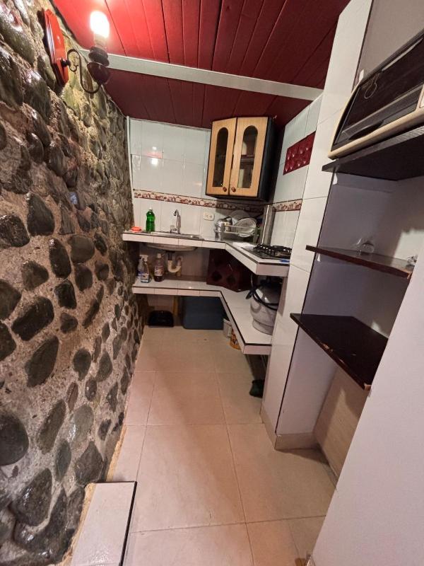 Private Colonial House in San Antonio - image 12