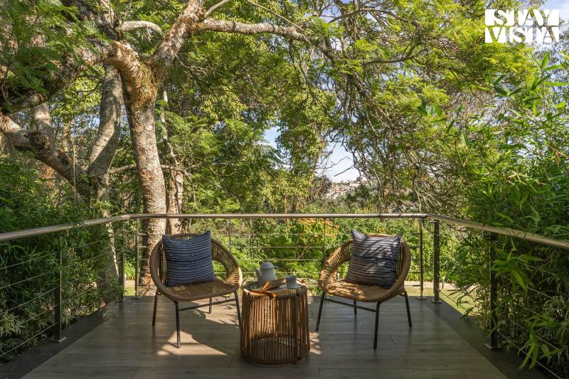 StayVista at Sunny Woodlands with Forest View Bonfire - image 9