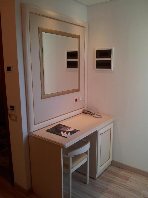 Double Room with Sea View image 1