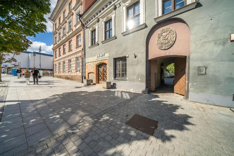 Homey Old Town 1 Bedroom Apartment by Reside Baltic - image 5