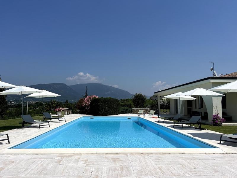 NEW Villa Tosca with pool in Bardolino - image 39
