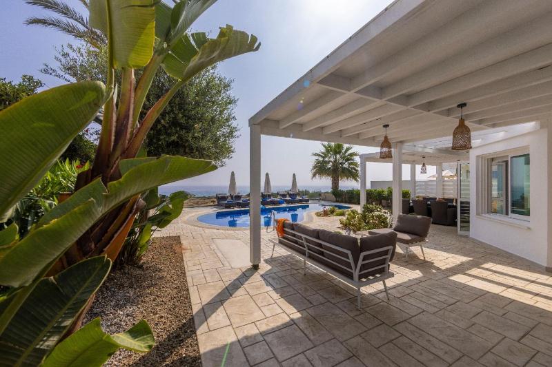 Villa Sea holly Front Line - image 5
