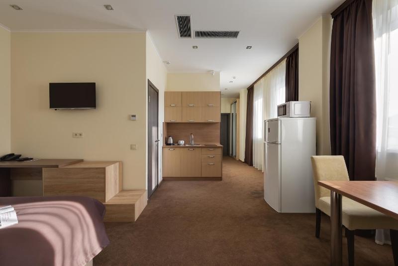 Studio Apartment image 3