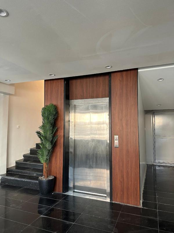 3BR Self Check-in Shaded Parking - image 9