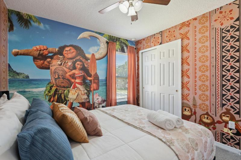 New Listing! - 10 Mins to Disney! - image 23
