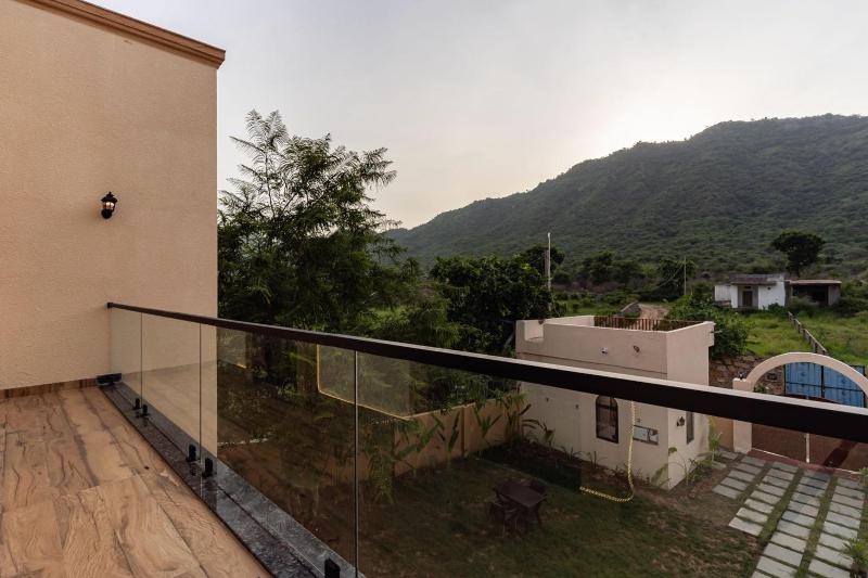 Alorawoods Villa - image 3