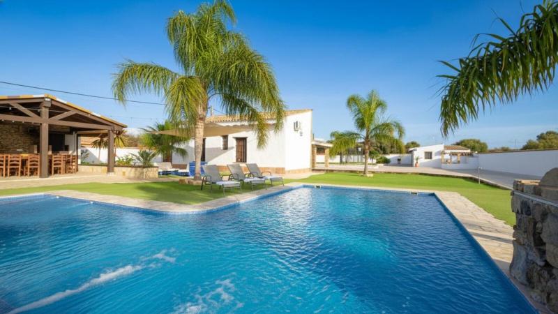 Alazan Chiclana de la Frontera by Ruralidays - image 1