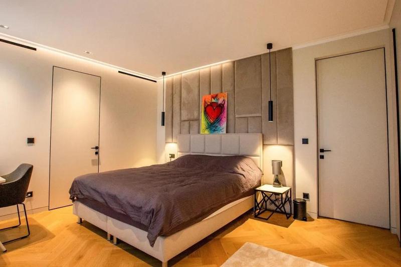 AntibesLuxuriousResidence - image 14